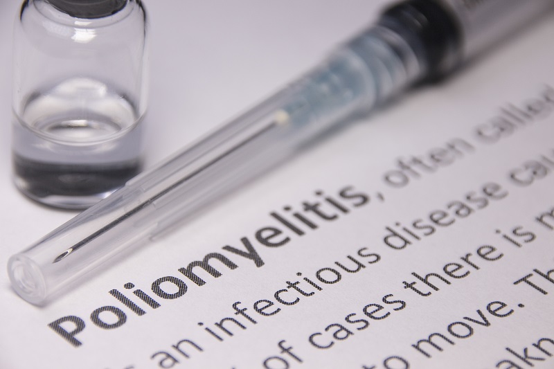 Poliomyelitis (polio) vaccination